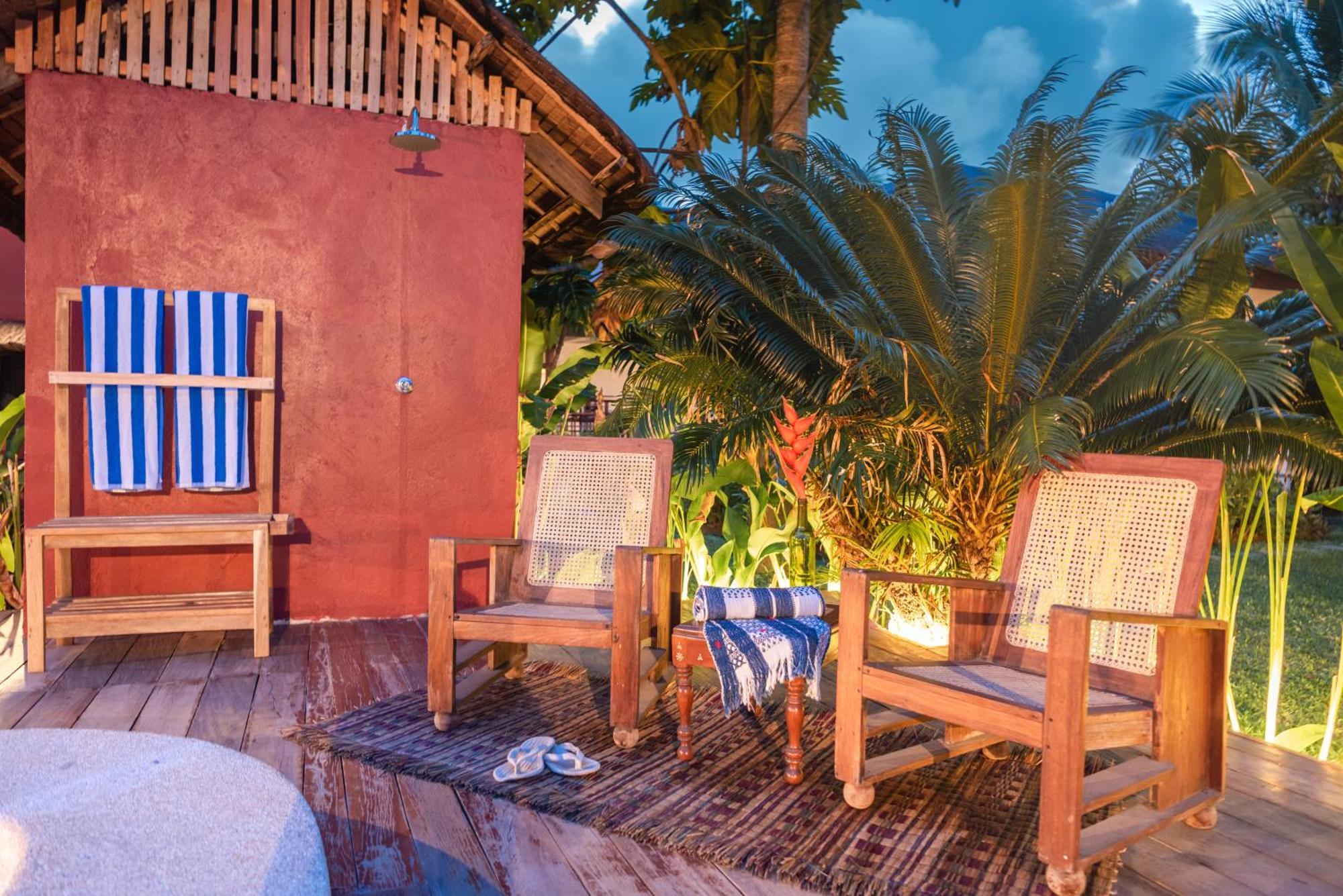 Alon Cloud9 Beach Front Catangnan Экстерьер фото